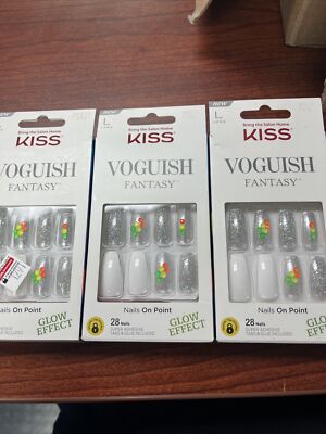 3  Kiss   Voguish  Fantasy   Nails   Glow   Effect  FV02   #  86579 3 Pack Large