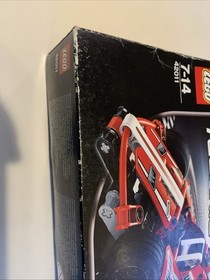 Sealed LEGO TECHNIC: Race Car (42011) Shelf Wear Ek3