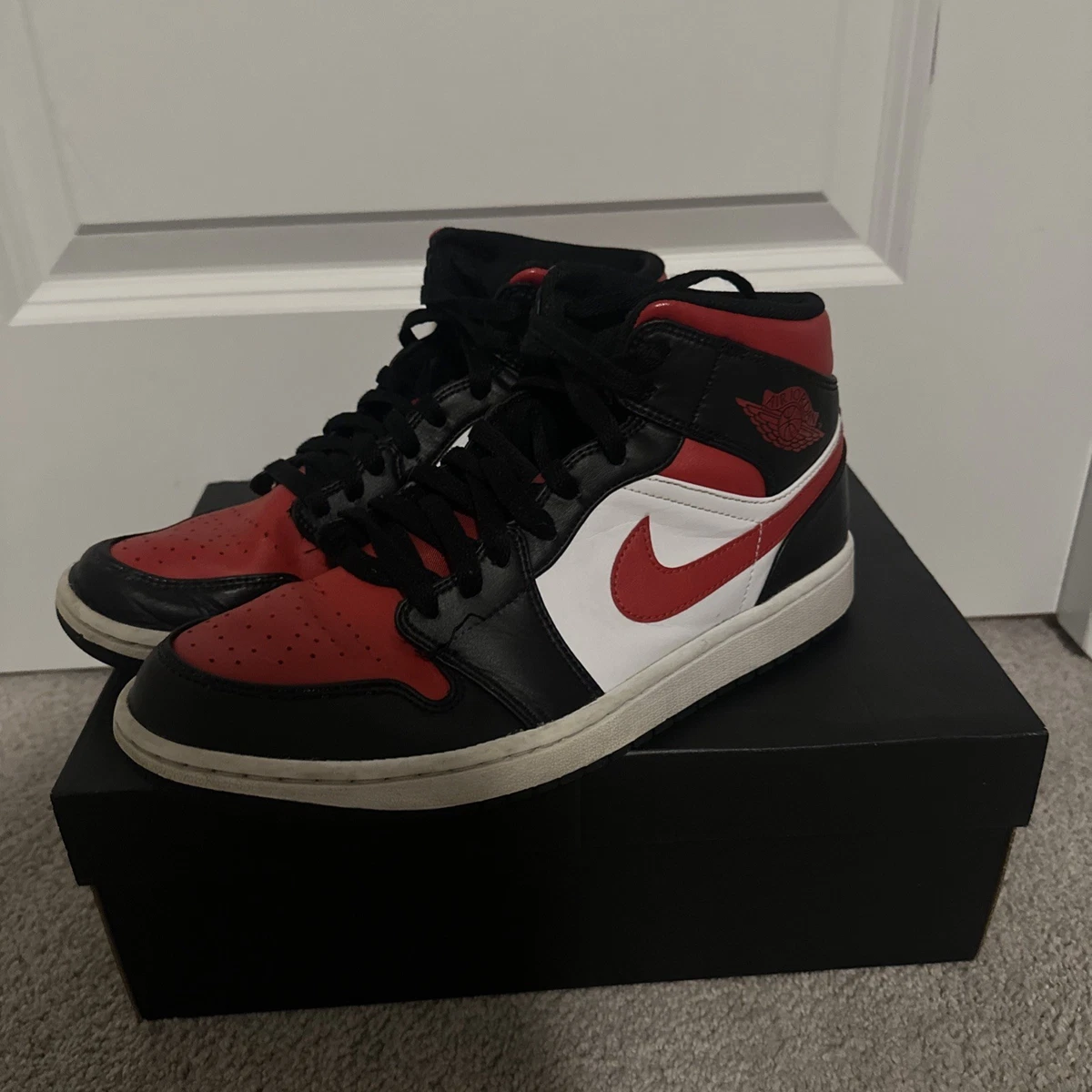Preços baixos em Jordan 1 Mid Bred | eBay