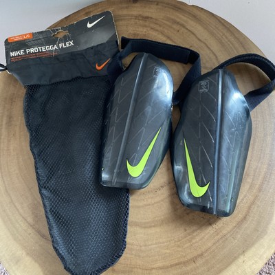 Nike Protegga Flex Shin Guard Black/Green (SP0313-010) Size LARGE (5 7 -5 11 )