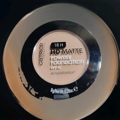 CATRICE 18H HD MATTE  POWDER FOUNDATION NR O20N
