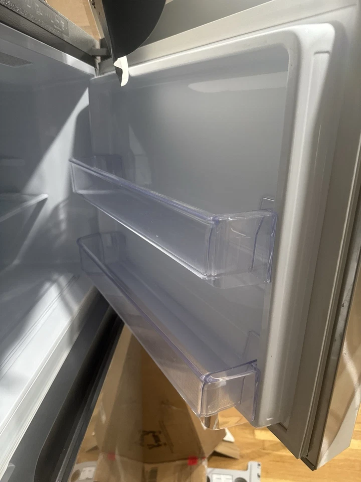 Samsung Refrigerator 29 Cu. Ft. - Image 4 of 4