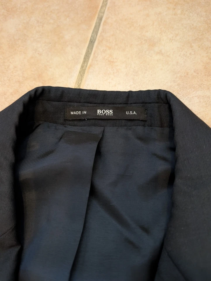 Hugo BOSS men's suit jacket Blazer in Dark Grey Sz-S(38US) - Image 2 of 4