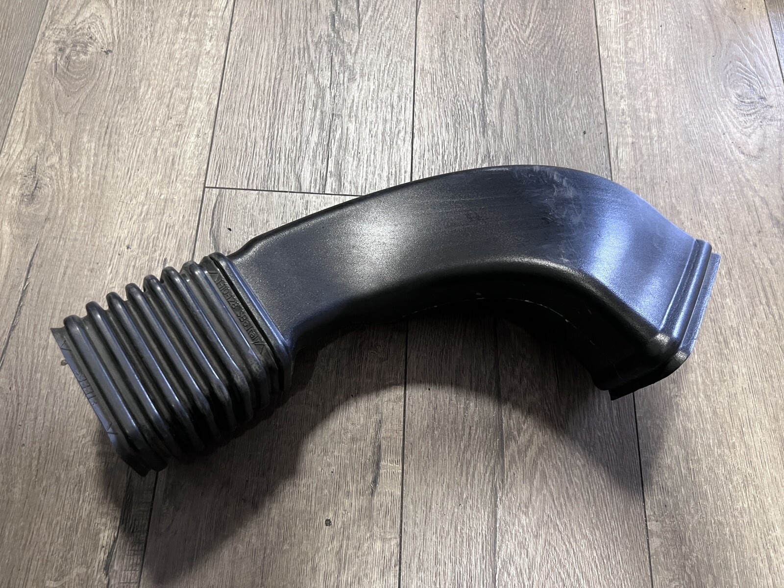 LAMBORGHINI GALLARDO LP560 LEFT SIDE AIR INTAKE RAW AIR INDUCTION OEM 420129527