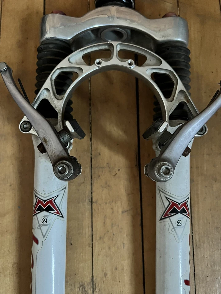 "Horquilla de suspensión para bicicleta Marzocchi Bomber Z2 26"" MTB 1 1/8"" sin rosca usada" Foto 3 de 4