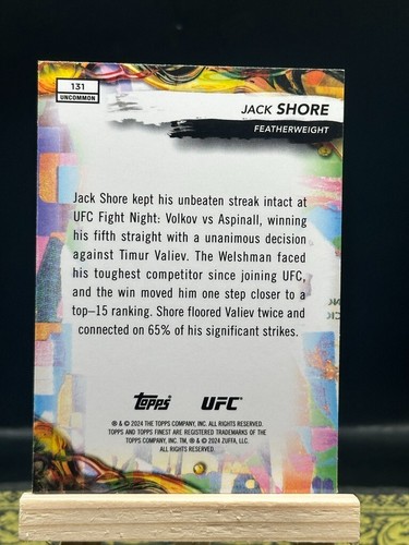 2024 Topps Finest UFC - Jack Shore - Aqua Sparkle Refractor - 131 - Picture 2 of 2