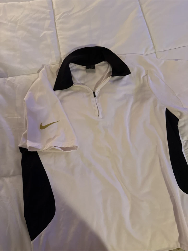 Camisa polo de tenis para hombre Nike  Foto 3 de 4
