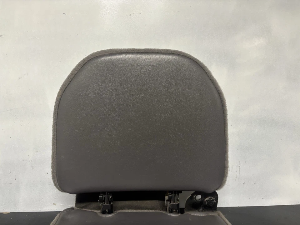 Ford Ranger 1998-05 Super Cab asiento de salto lateral derecho del pasajero, gris Foto 3 de 4