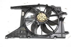 Kühlerlüfter Renault MEGANE BA 8200065257 GATE 1.4 Benzin 70 KW 95 PS 11-2002