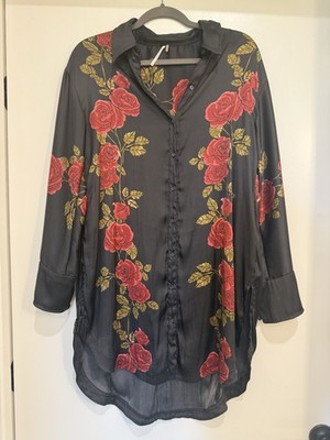 Free People- Off the vine button down- black/floral combo XS