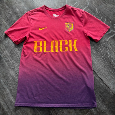 Nkie Kobe Bryant Black Mamba Mercurial T Shirt Mens M Ombre FC Barcelona RARE