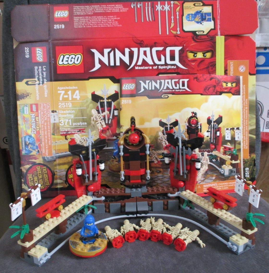 LEGO NINJAGO Skeleton Bowling 2519, Complete w/Instructions & Box