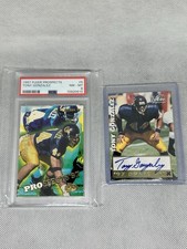 Tony Gonzalez Catches Everything but the Hobby's Attention 12