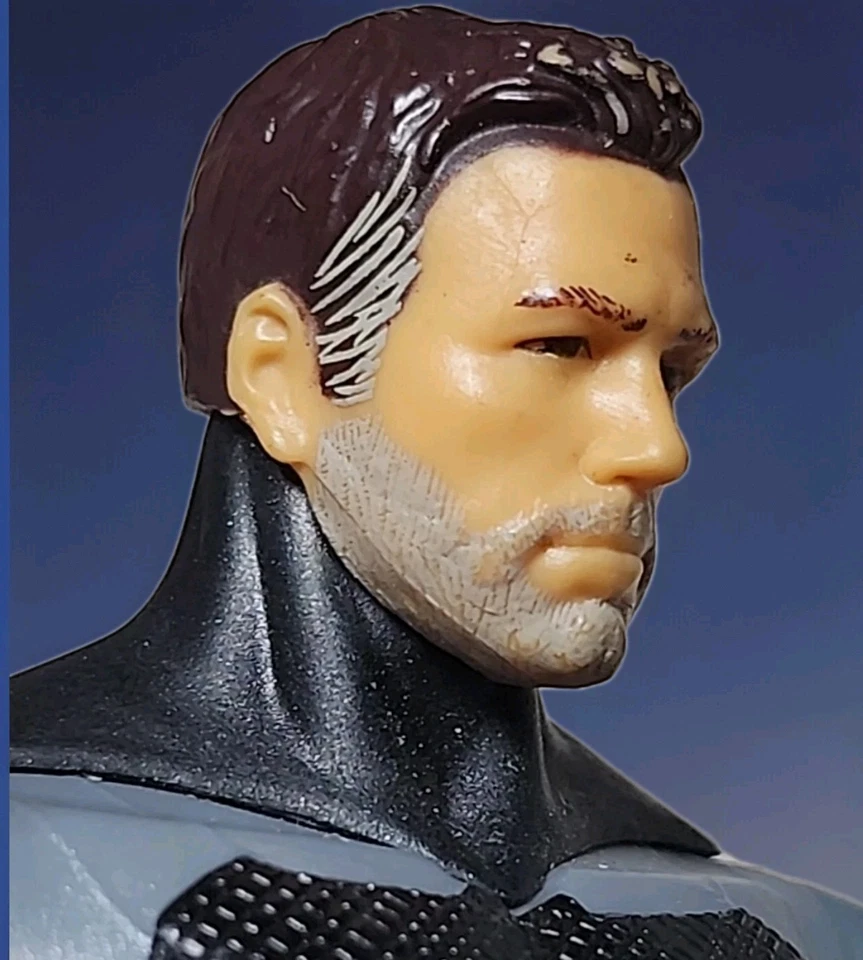 2015 Comics Mattel Batman DJG30 FIGURINE 6" - Imagem 2 de 4