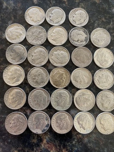 Lot of 28 - U.S. 90% Silver Roosevelt Dimes pre 1964 $2.80 Face