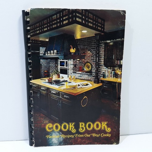 Book of Favorite Recipes Green Meadow Church Of God Alcoa, Tennessee 1977
