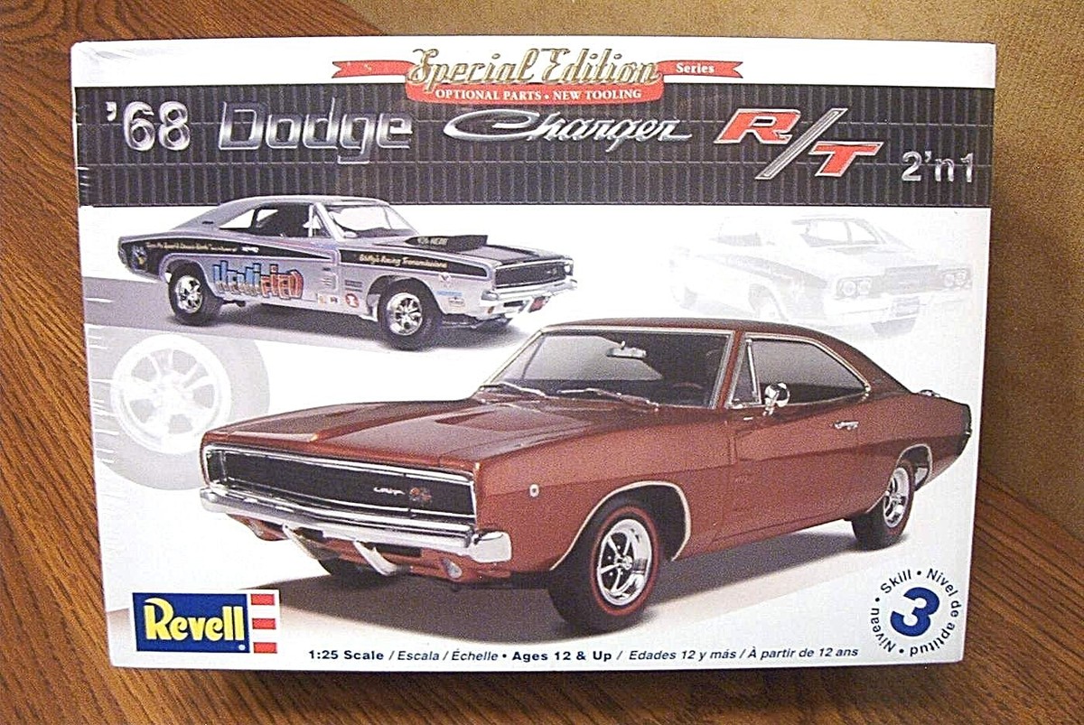 希少　Revell 1/25 '68 Dodge Charger REVELL '68 DODGE CHARGER R/T 2'n 1 MODEL KIT 1/25 SCALE | eBay