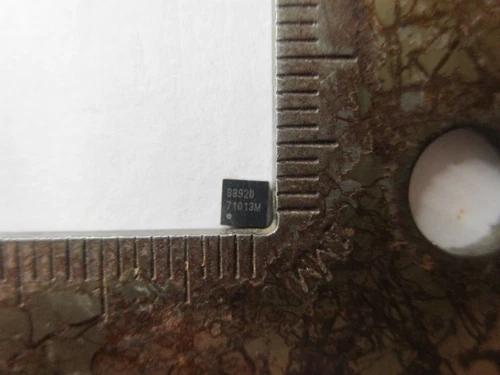 2pcs APS8920GN APS8920G S89Z0 58920 SB920 S892O S8920 APS8920GN3 DFN10 IC Chip