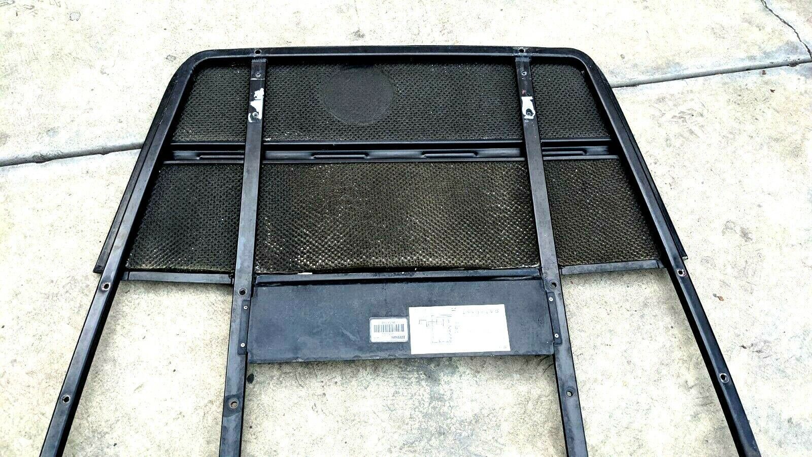 FERRARI 348 PARTS ENGINE LID COVER good condition 62216500