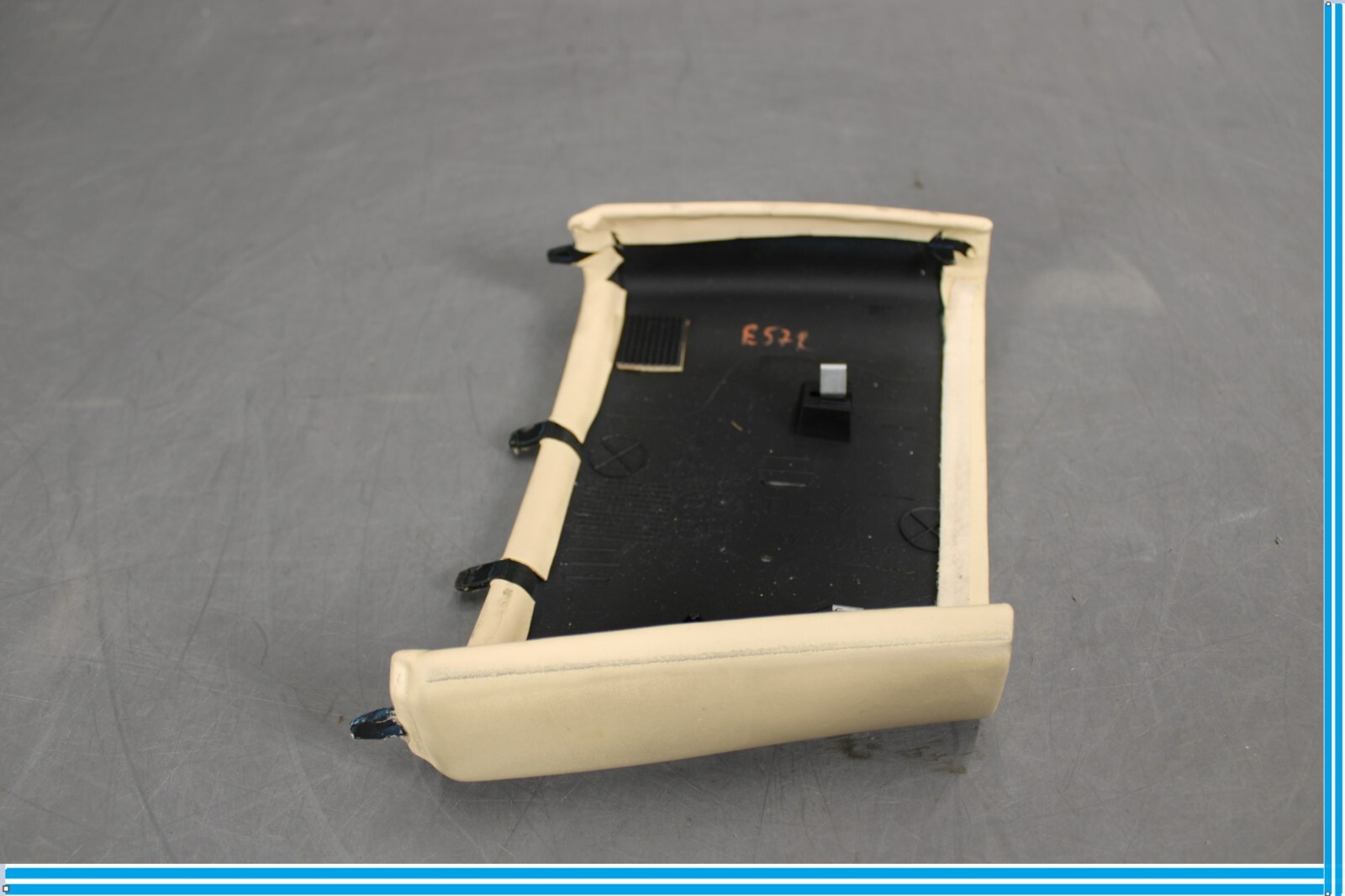 Bentley Continental 2006-2012 Front Right Trim cover