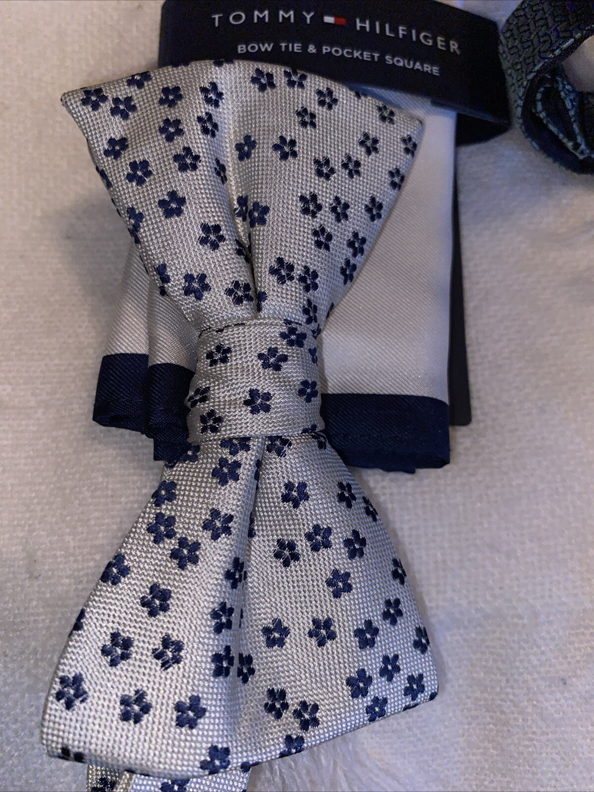 Picture 2 of 6