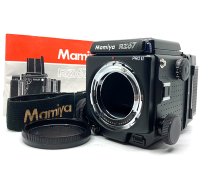 Mamiya RZ67 PRO II Body Waist Level Finder 120 Film Back  