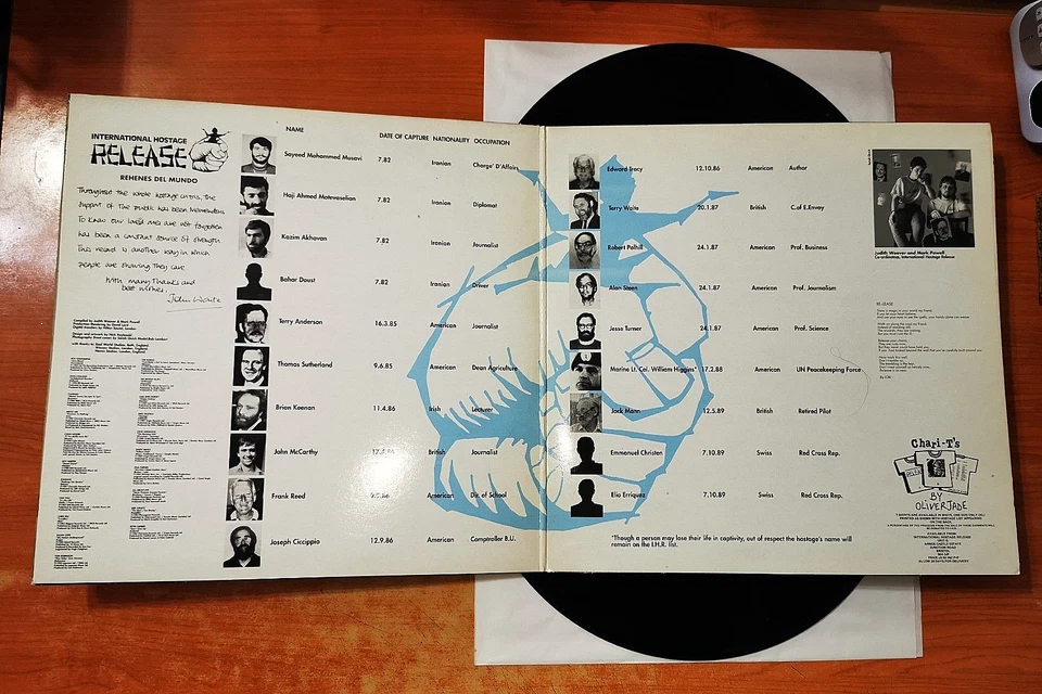 REHENES DEL MUNDO SPAIN 2 LP VINYL MIKE OLDFIELD PETER GABRIEL DIRE STRAITS RARE - Image 3 of 3