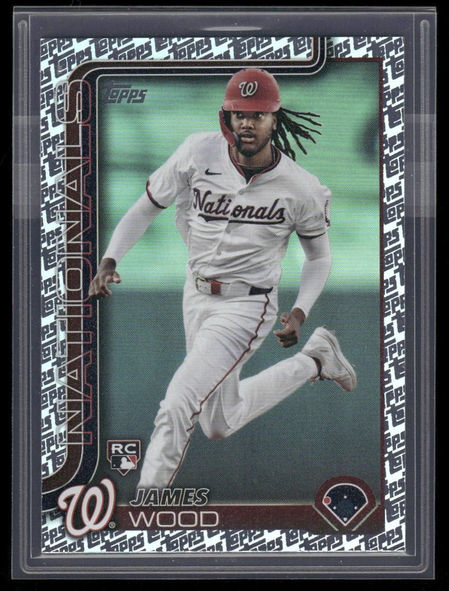 2025 Topps #181 James Wood Topps Foil Pattern
