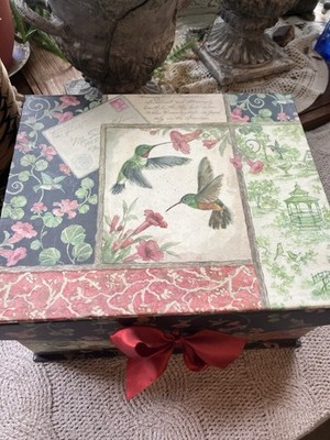 Vintage Hummingbirds Keepsake Box Betty Whiteaker French Country Decor Garden