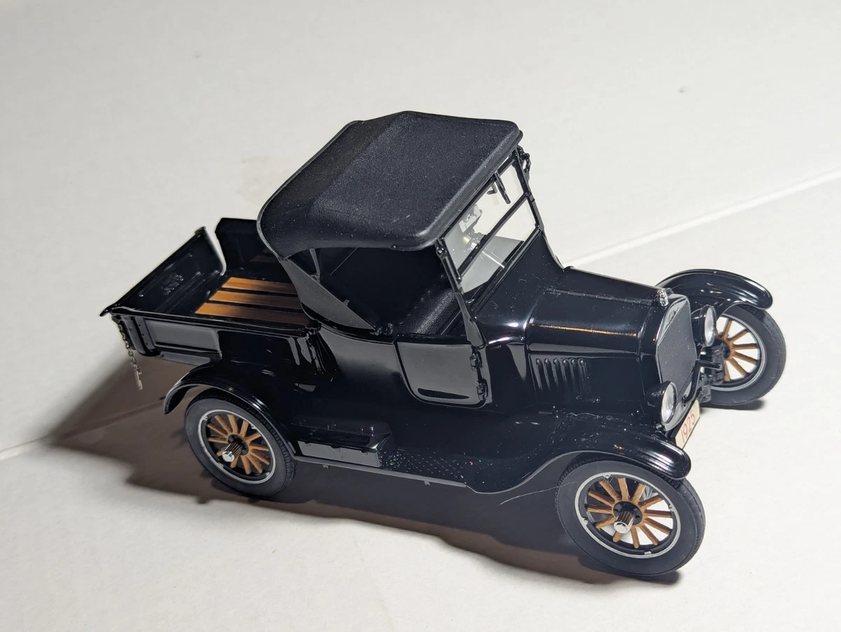 Figurine Henry Ford échelle 1/18 - MotorCityClassic - Pour Diorama Model T - Sans Voiture