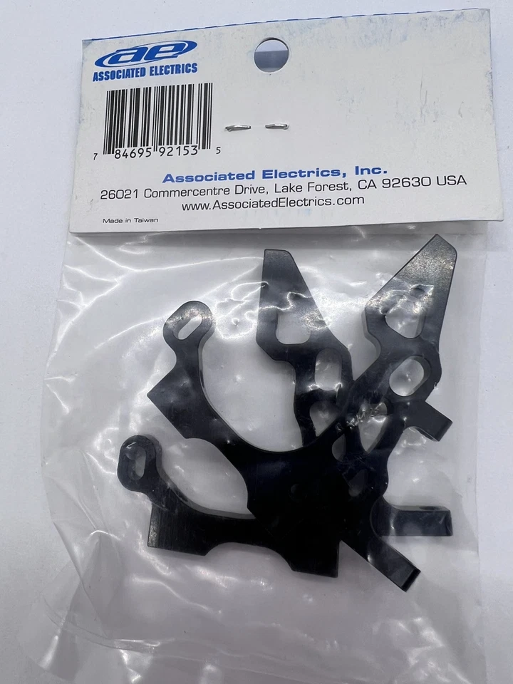 Team Associated 92153 RC10B74 4WD Aluminum Front Bulkhead - Image 2 of 3