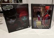 Mattel Monster High Skullector Beetlejuice Miss Argentina & Magician Assistant