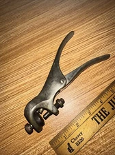 ANTIQUE E. C. STEARNS SAW SET,  ADJUSTABLE TOOTH SETTER Syracuse N.Y.