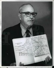 1975 Press Photo Charles L Van Atto