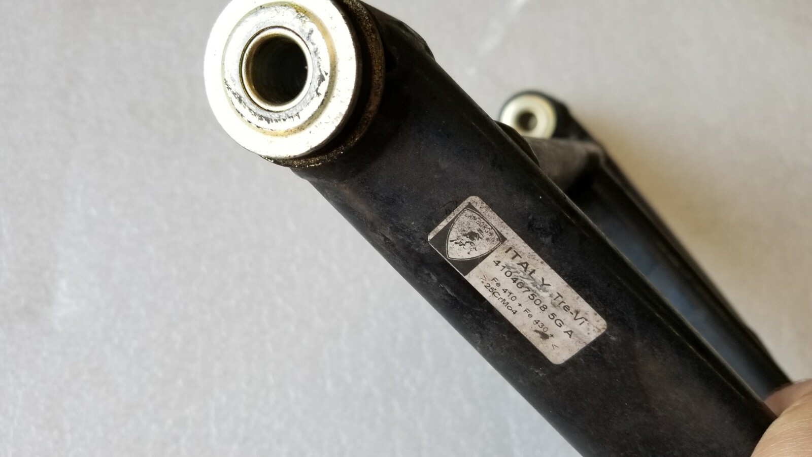 LAMBORGHINI MURCIELAGO LP640 FRONT RIGHT UPPER CONTROL ARM OEM 410407508
