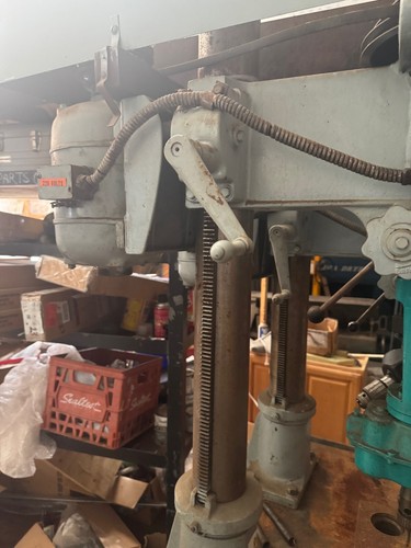 Walker Turner 20" Drill Press Head raise Lift assembly gearbox Crank Handle - Picture 2 of 3