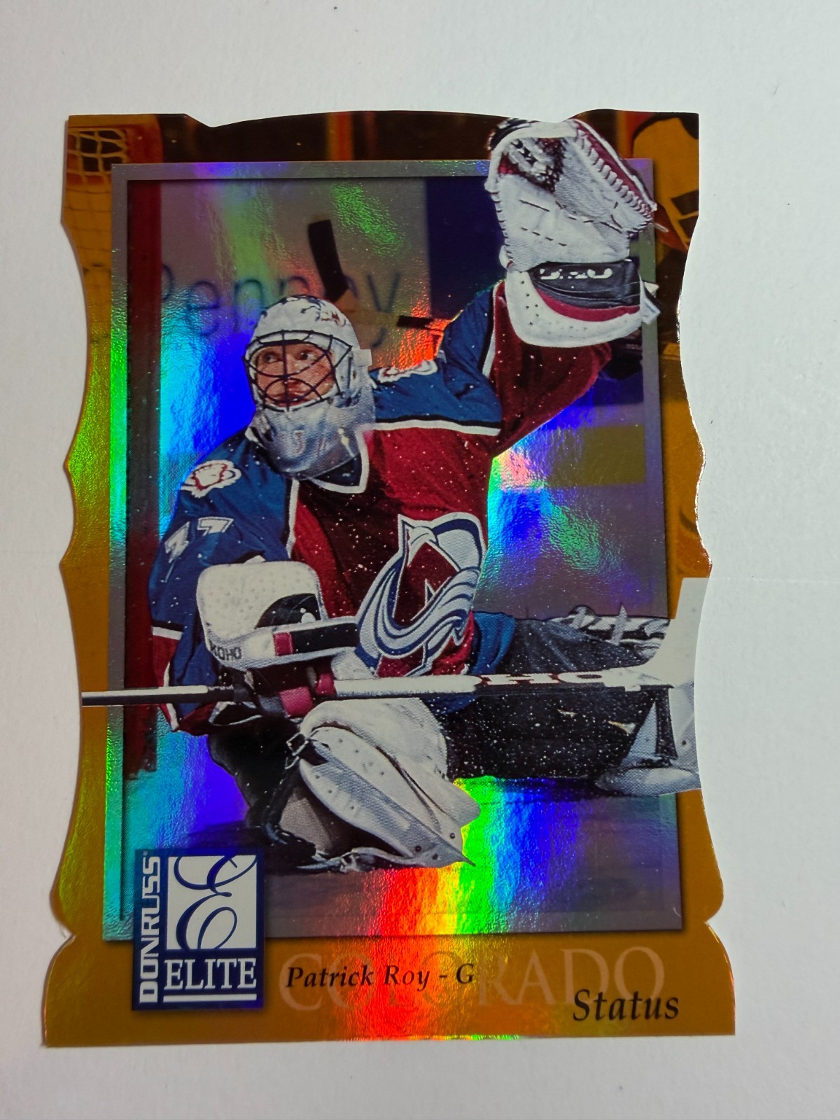 PATRICK ROY - 1997 Donruss Elite Status Die Cut #14, /100