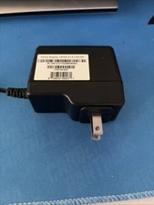 Original Power Supply for CradlePoint Router IBR900 Minus Connector 12V DC @ 3A)