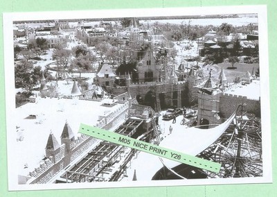 Found 4X6 PHOTO of the Old Disney DISNEYLAND 1955 Park Building Construction