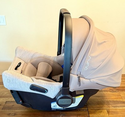 Nuna PIPA Infant Baby Car Seat with infant insert