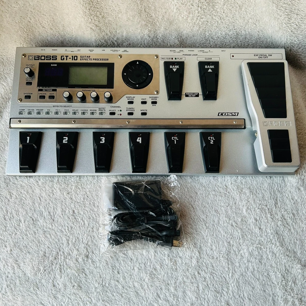 Preços baixos em Boss GT-10 Multi-Effect Pedais de guitarra | eBay