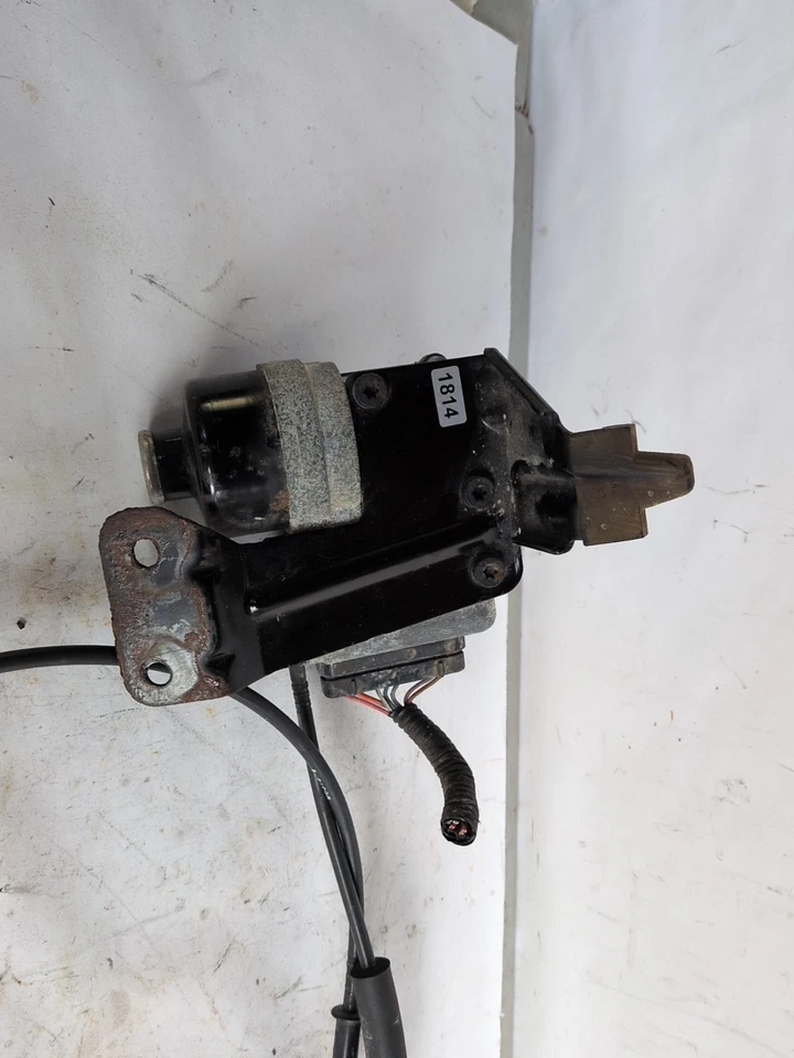 1998-2002 LINCOLN TOWN CAR CRUISE CONTROL MODULE F8VF-9C735-AE tested - Image 2 of 4