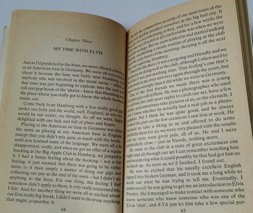Secrets Of the Runes, Kim Tracey 1979, PB SIGNED and inscribed. - Imagen 9 de 11