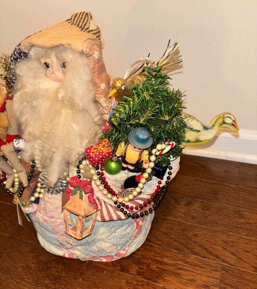 Primitive SANTA CLAUS Vintage FOLK ART Quilt Coat ARTIST Deborah Angel Infantine - Image 3 of 4