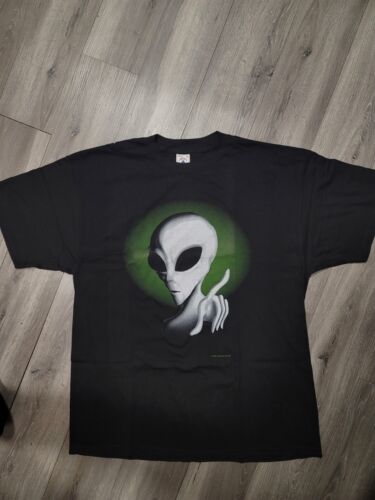 Vintage fashion victim alien - Gem Vintage fashion victim alien - Gem