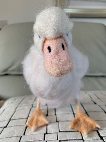 Needle Felted Fluffy Cute Duckling, Hand Made, Collectable, Farm, Bird, Posable - Picture 5 of 7