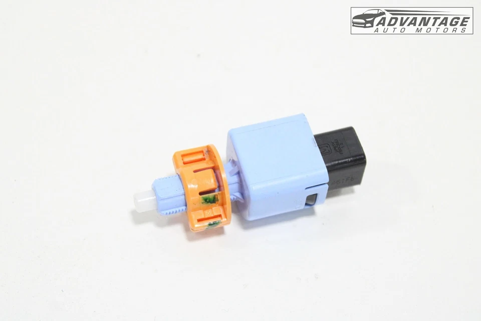 2022-2024 MITSUBISHI MIRAGE FRONT FLOOR BRAKE STOP PEDAL LIGHT SWITCH SENSOR OEM - Image 4 of 4
