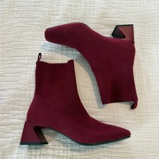 NEW Vivaia Regina Pro Square-Toe Block Heel Boots - Sz EU 40 US