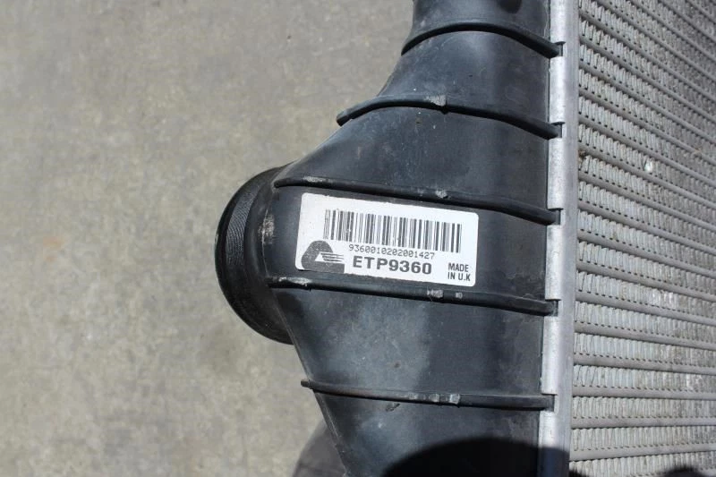 2002 VOLVO V40 TURBO INTERCOOLER Foto 3 de 4