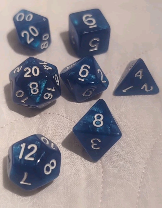 Cusdie Set di Dadi DND a Bordi Taglienti da 7 Pezzi con Design a Fiore